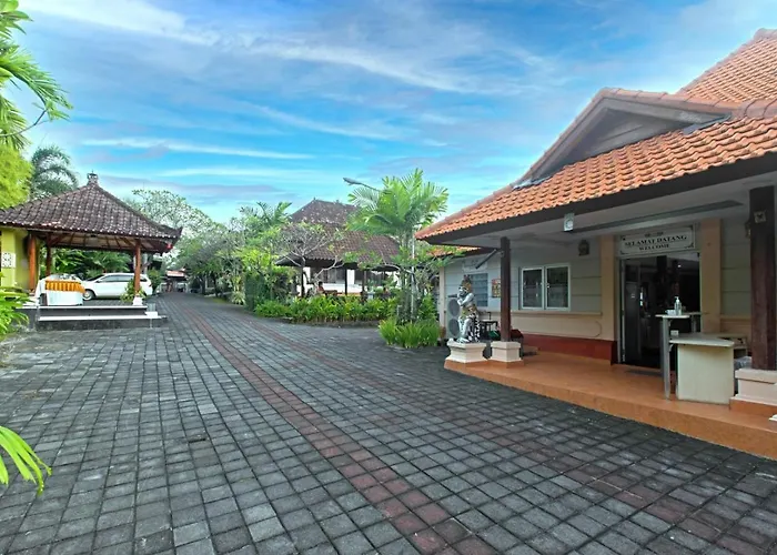 Hotel Dewi Sinta And Restaurant 3*