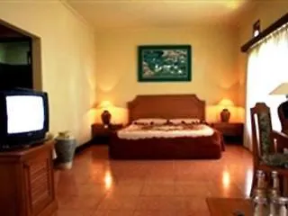 Dewi Sinta And Restaurant Hotel 3*